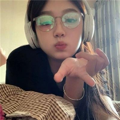 历尽沧桑一妇人